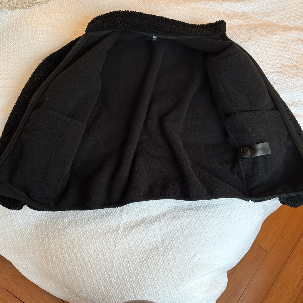 Uniqlo Black Fleece Jacket - Picture 3 of 4